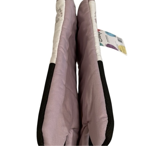 Disney 2PK Hear Resident Oven Mitts - Picture 4 of 4